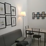 Chiarini22 Apartman *
