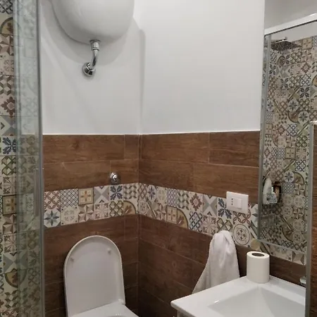 Chiarini22 *