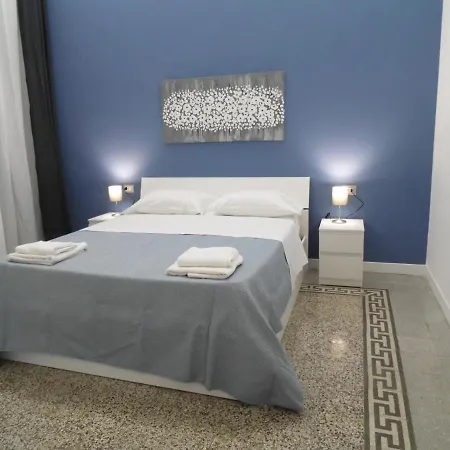 Chiarini22 *