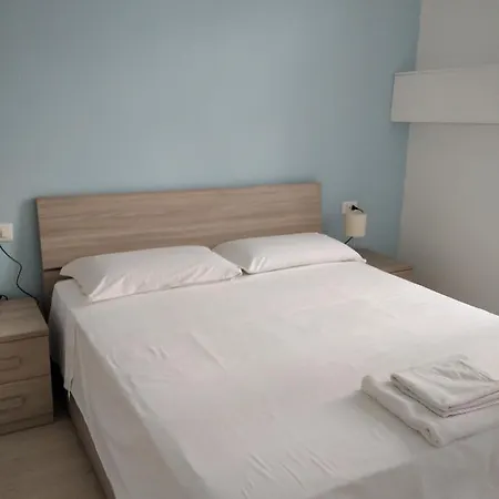Chiarini22 Apartman *