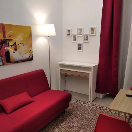 Chiarini22 Apartman Nápoly