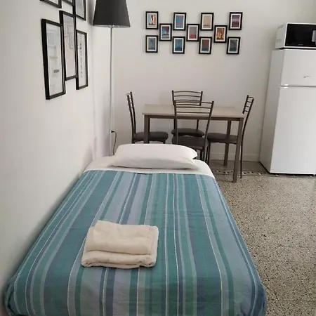 Chiarini22 *