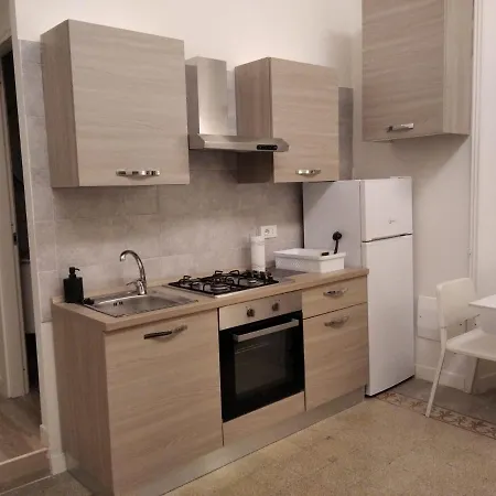 Chiarini22 Apartment