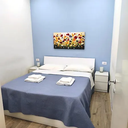 Chiarini22 نابولي