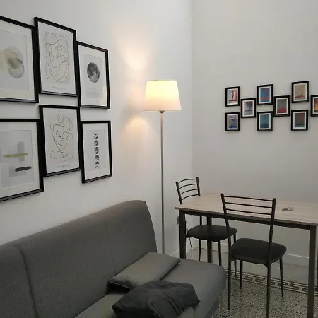 Chiarini22 Appartamento *
