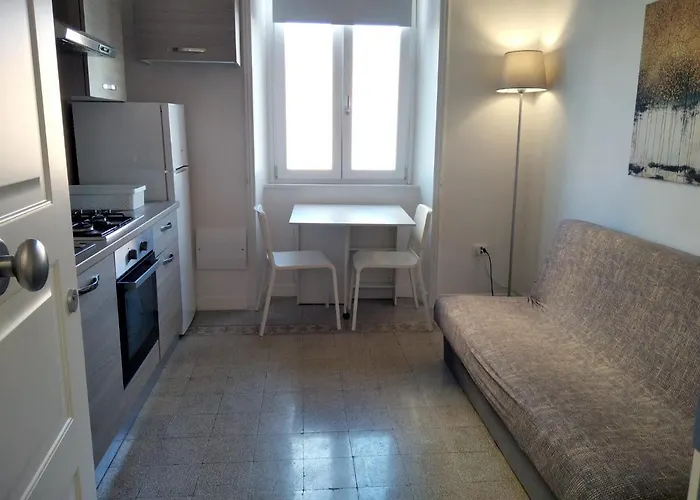 Chiarini22 Appartement *